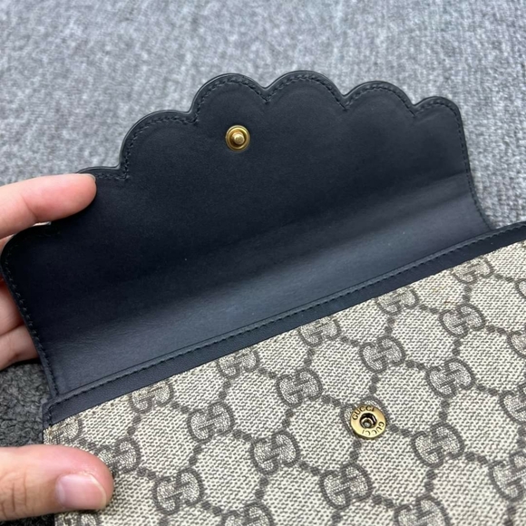 100% Authentic Gucci Leather Wallet 249-101524 - Picture 10 of 12